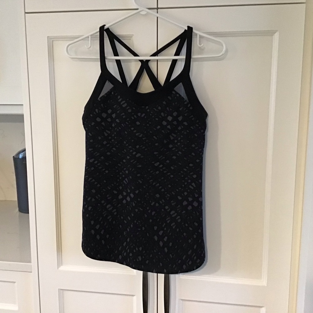 Lululemon tank top
